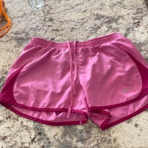 Women’s Nike running short